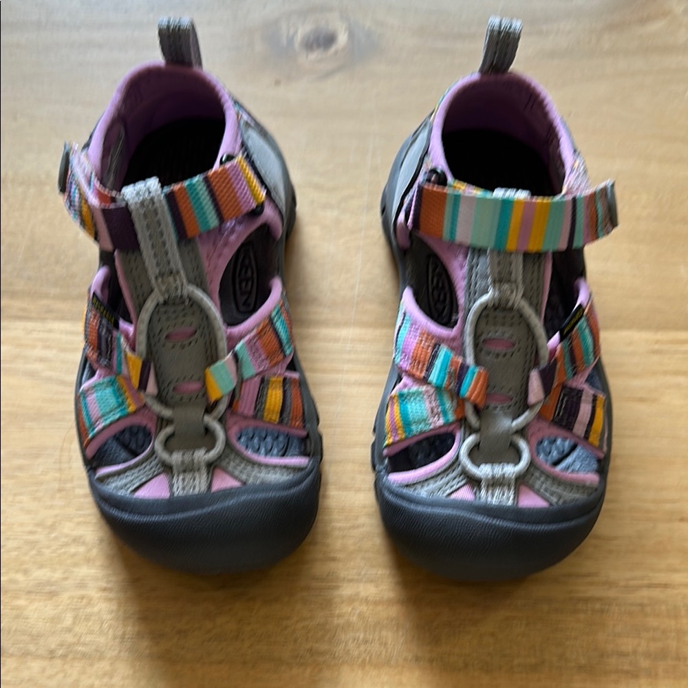 Keen Gray and Purple Sandals with Protective Toe Bumper.  NEVER WORN.
